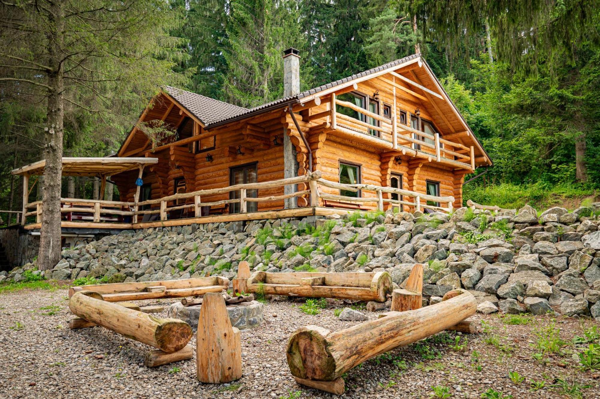 Q Chalet ساتْشيلي الغرفة الصورة